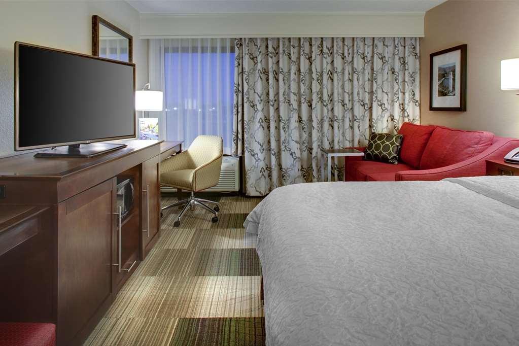 Mauldin Hampton Inn Greenville/Woodruff Road חדר תמונה