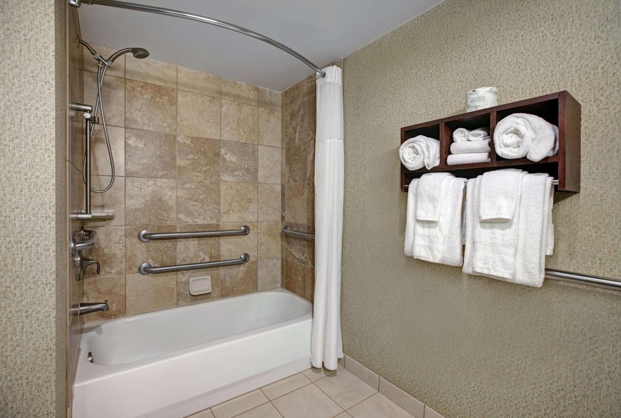 Mauldin Hampton Inn Greenville/Woodruff Road מראה חיצוני תמונה